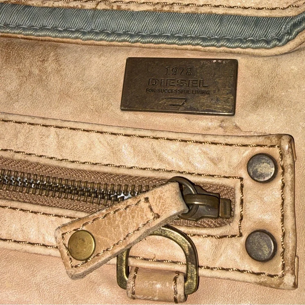 Vintage Diesel y2K Insulated Military Style Crossbody Bag unisex